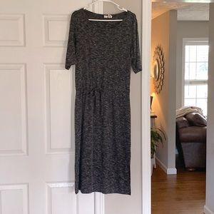 Artisan NY Midi Dress 3/4 length sleeve Slate Gray tie waist small slits on side
